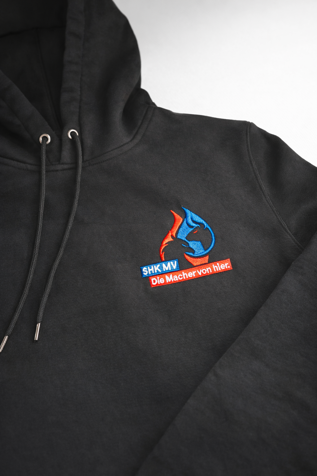 Hoodie mit gesticktem Logo